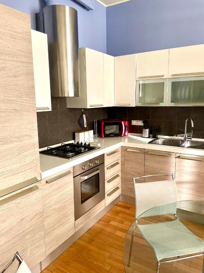 Luxury Four-Room Apartment In Monza Centro - 2 Min Walk To Train Station Exterior foto