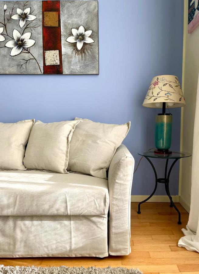 Luxury Four-Room Apartment In Monza Centro - 2 Min Walk To Train Station Exterior foto